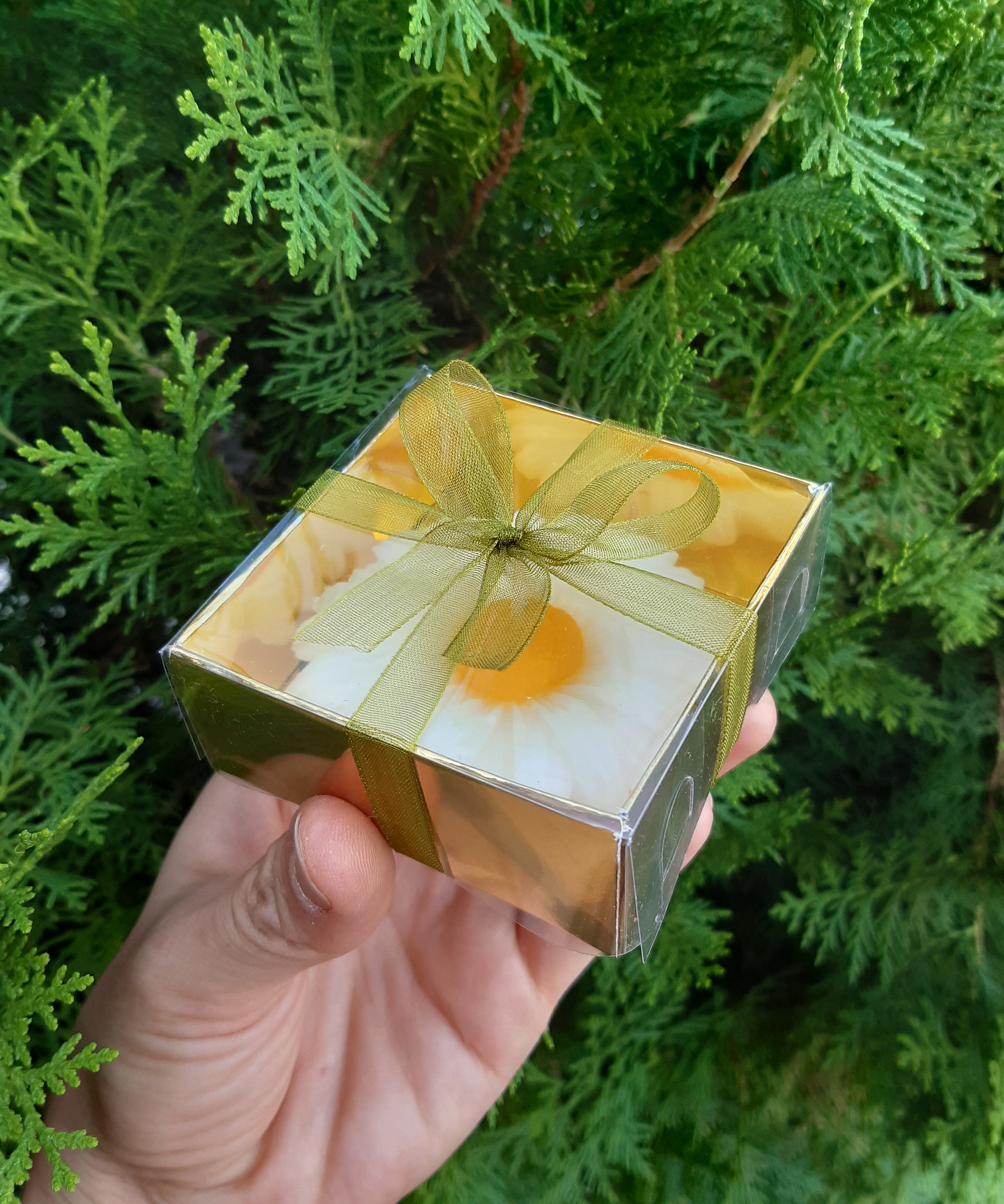 bomboniere matrimonio, margherita candele profumate cresima, anniversario di, compleanno bigliettini bomboniere battesimo, anni ragazzo, comunione,